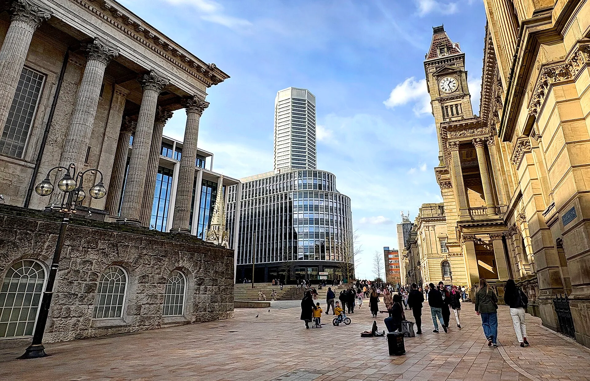 Birmingham - View of Octagon from Chamberlain Square (cropped for tall buildings page)