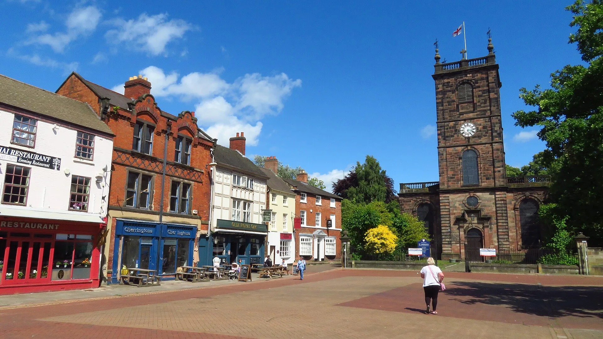Burton-on-Trent - Burton-upon-Trent - Market Place &amp; St Modwen's Church