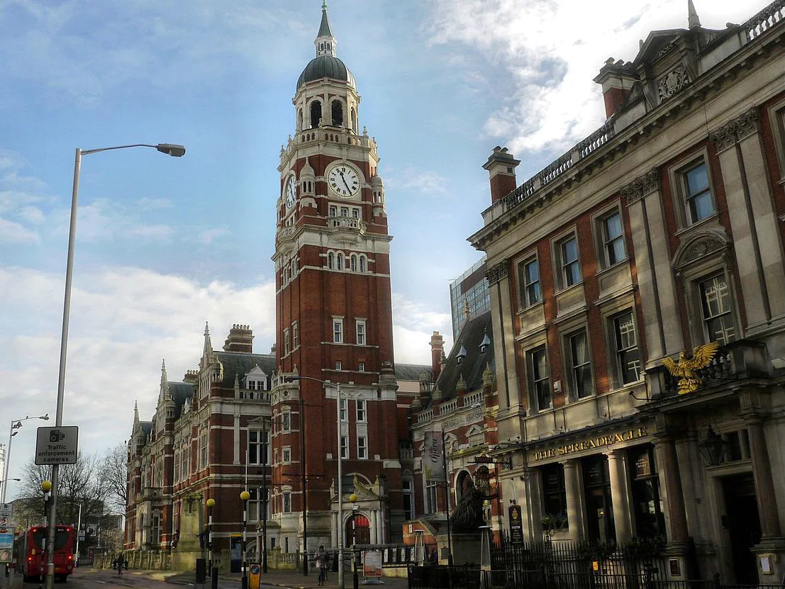 Croydon - www.croydon.gov.uk/democracy/themayor/historic/townhall